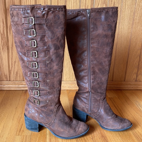 Not Rated Shoes - Knee high buckle boots